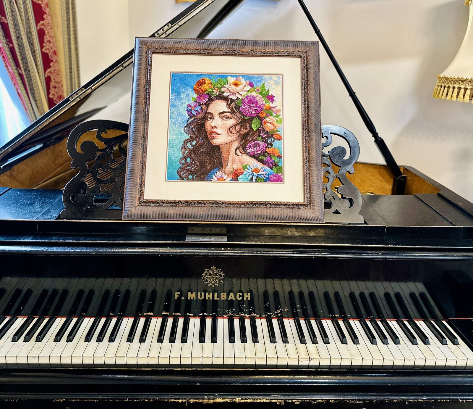 Cross Stitch Kit "Floral Muse" Riolis 2254