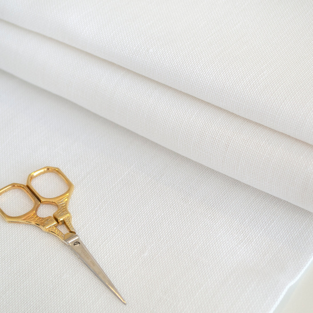 Tela Dublin Lino 25 ct. 3604/100 Blanco de ZWEIGART