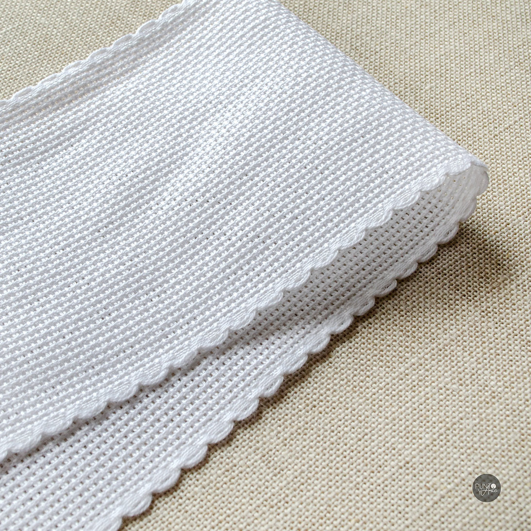 Cinta de Entredos Aida 14ct. de 8 cm - Color 1 ZWEIGART