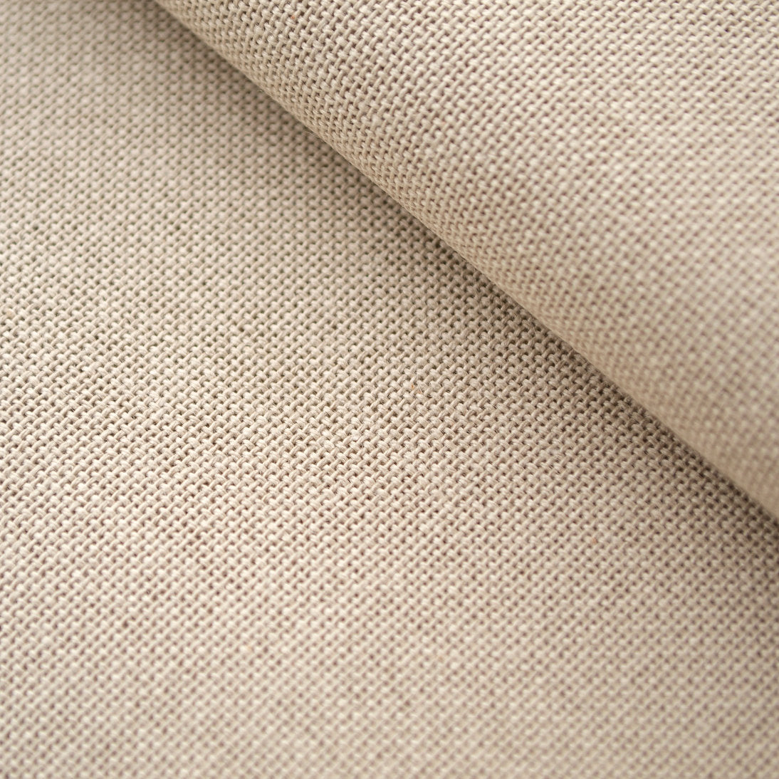 Tela Brittney Lugana 28 ct. 3270/779 - Zweigart (Color Topo Claro) - Tela para Punto de Cruz