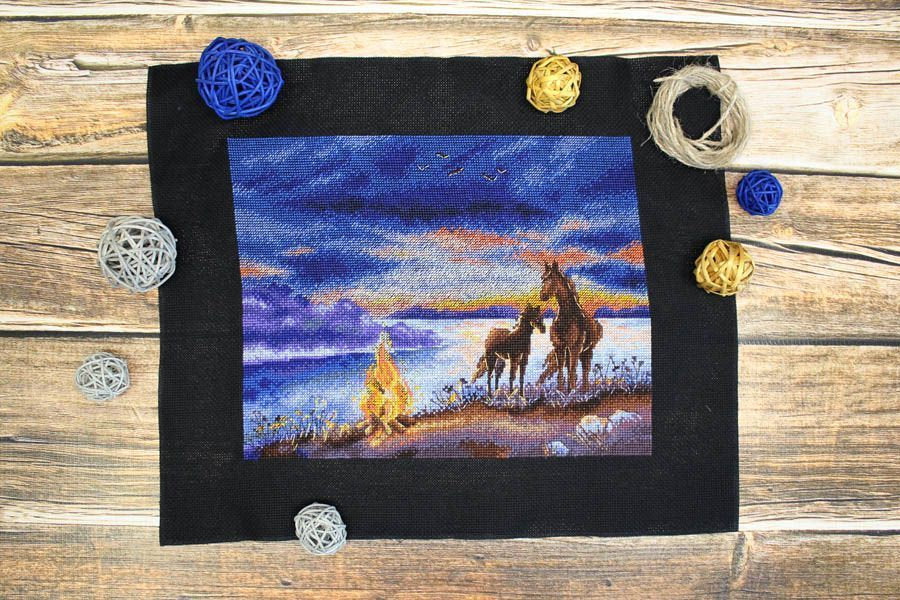Kit de Punto de Cruz. Summer night - SNV-819 MP Studia