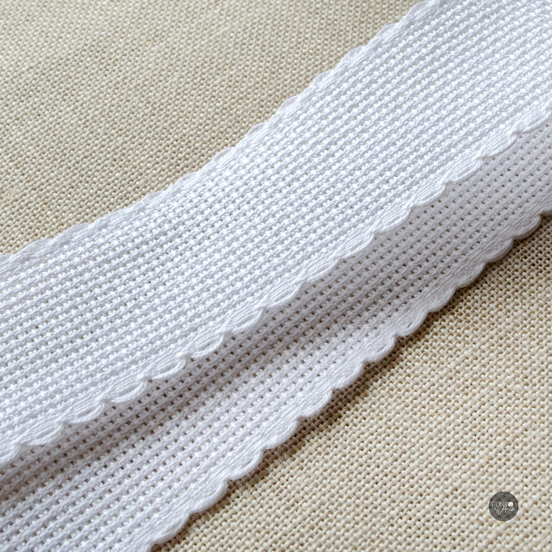 Cinta de Entredos Aida 14 ct. de 3 cm - Color 1 ZWEIGART