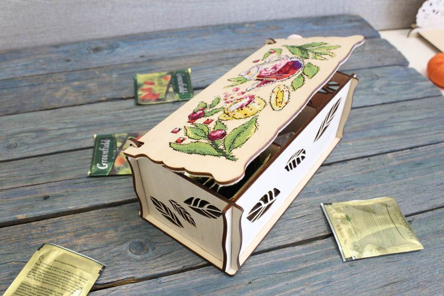 Kit de Punto de Cruz 'Tea box. Berry tea party' - SO-084 MP Studia