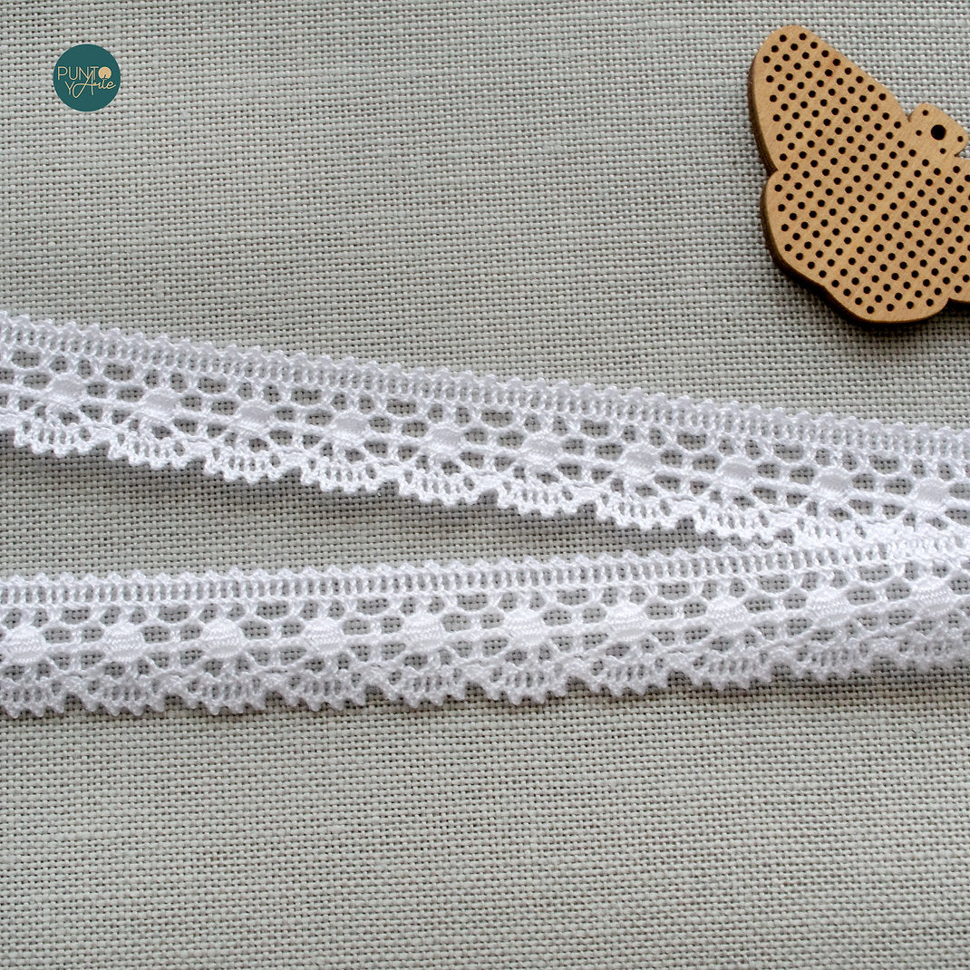 Puntilla con encaje 100% algodón Color 1 - ZWEIGART - Ancho 17 mm