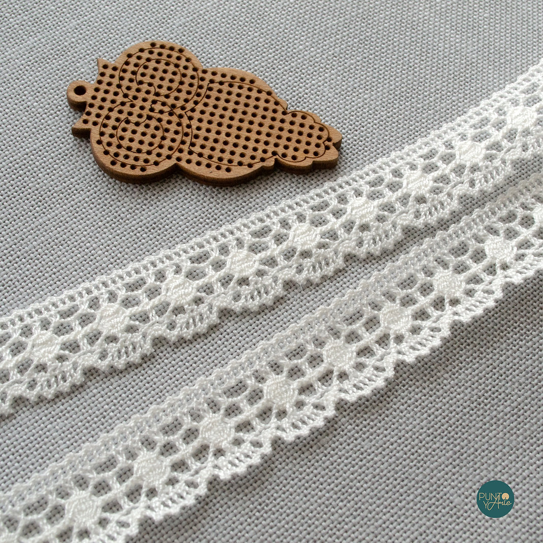 Puntilla con Encaje 17 mm de algodón Color 11 de Zweigart