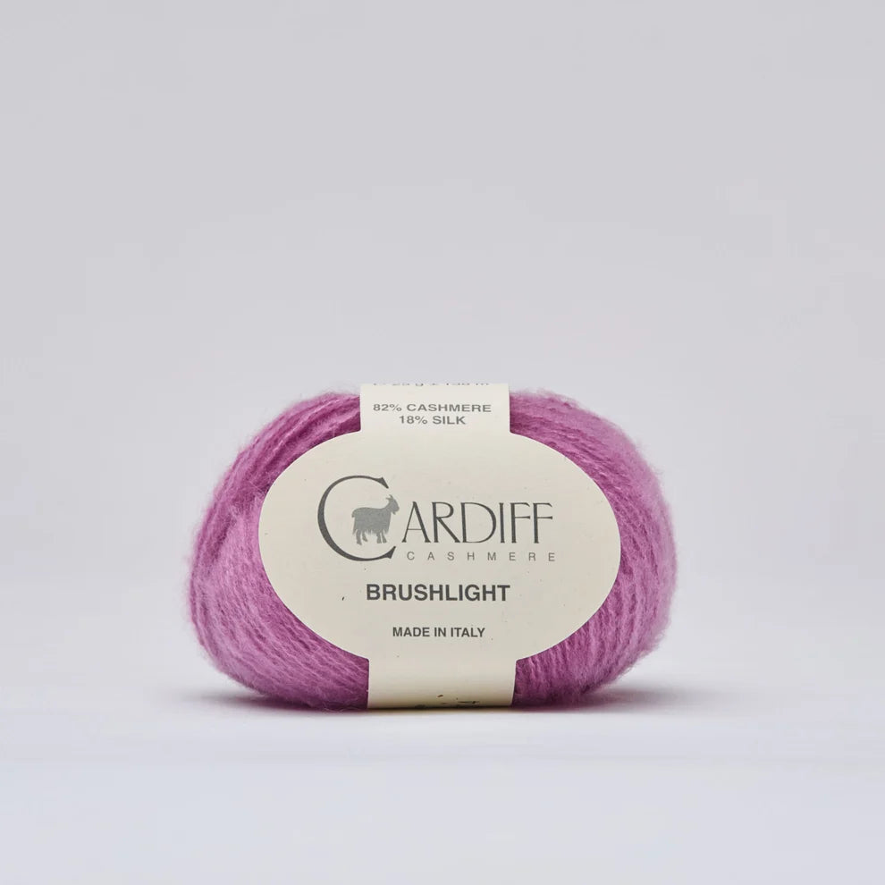 Cardiff Brushlight – Lana de Cachemira y Seda Cepillada (25 g / 138 m)