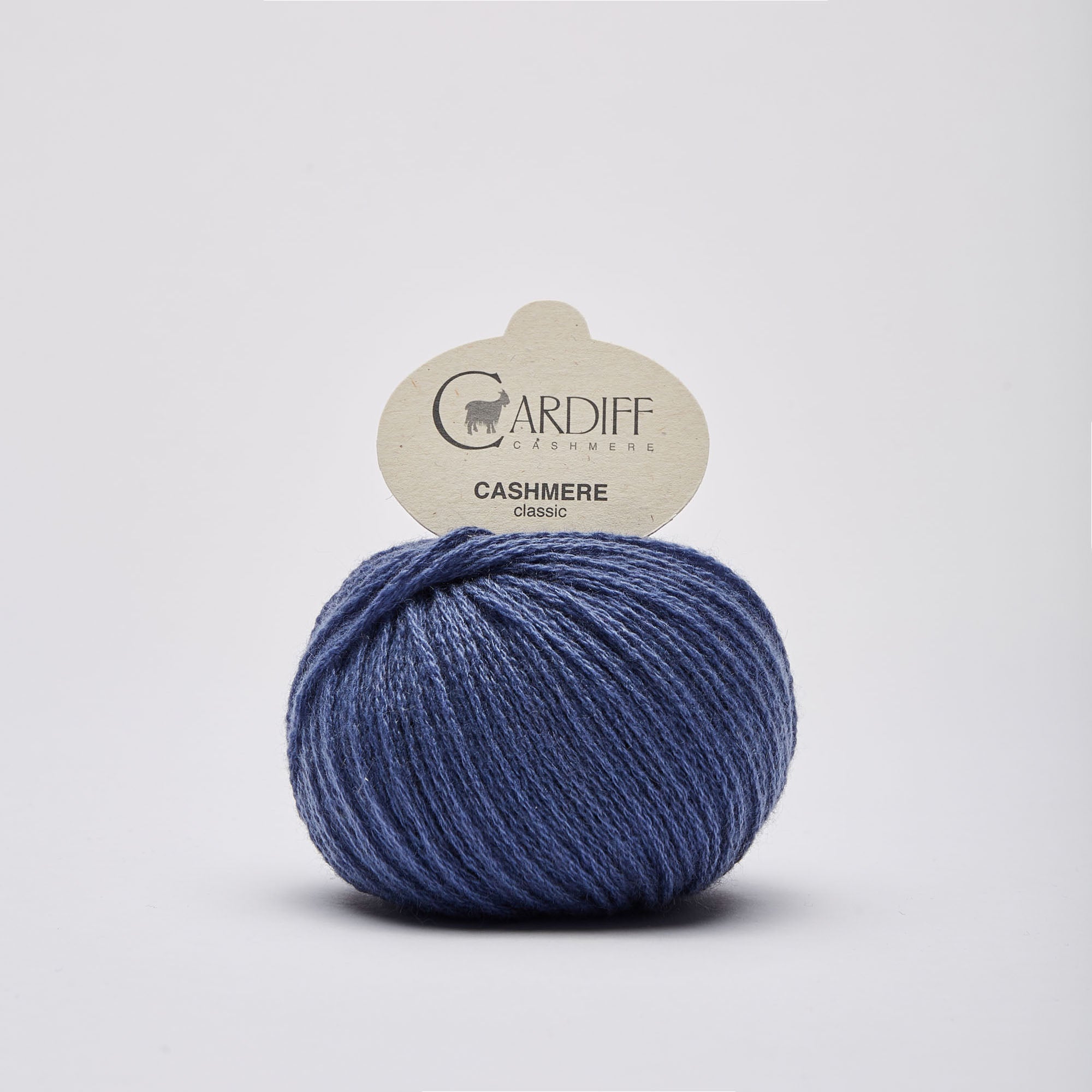Cardiff Classic Cashmere - Pura Elegancia en Cada Punto
