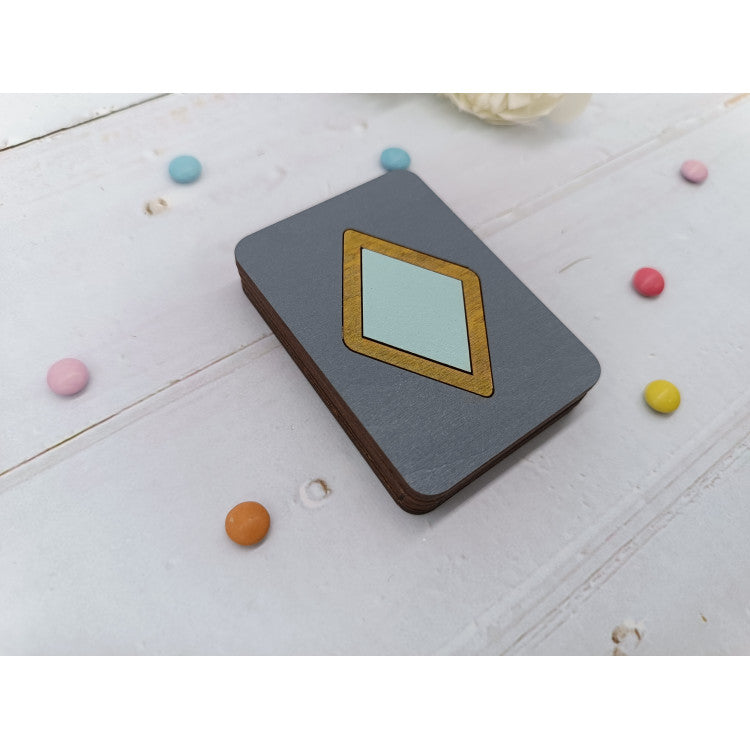 Wooden Needle Case with Turquoise Rhombus KF056/107