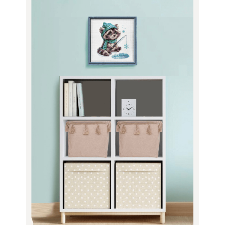 Kit de Punto de Cruz "Mapache Curioso" – Riolis RA1017