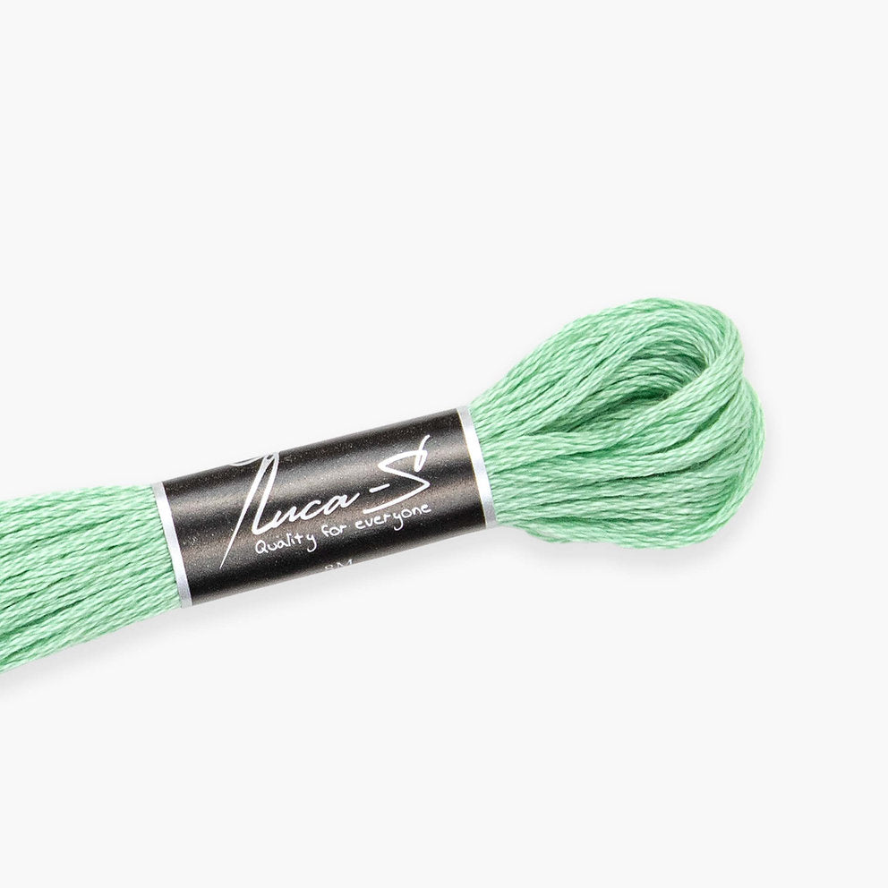 224 Hilos Mouliné para Bordar Luca-S