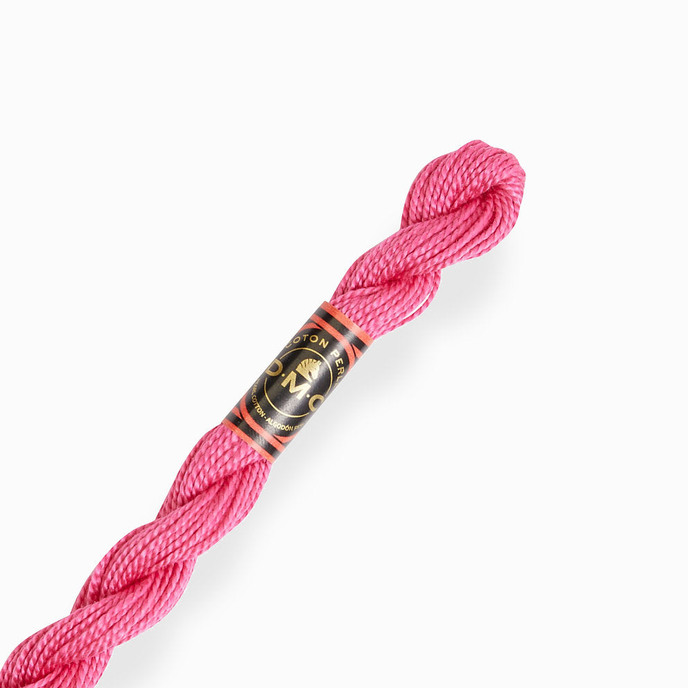 0602 Knäuel aus Perlbaumwolle, mittlere DMC-Stärke 5: Volumen und Relief für Stickereien