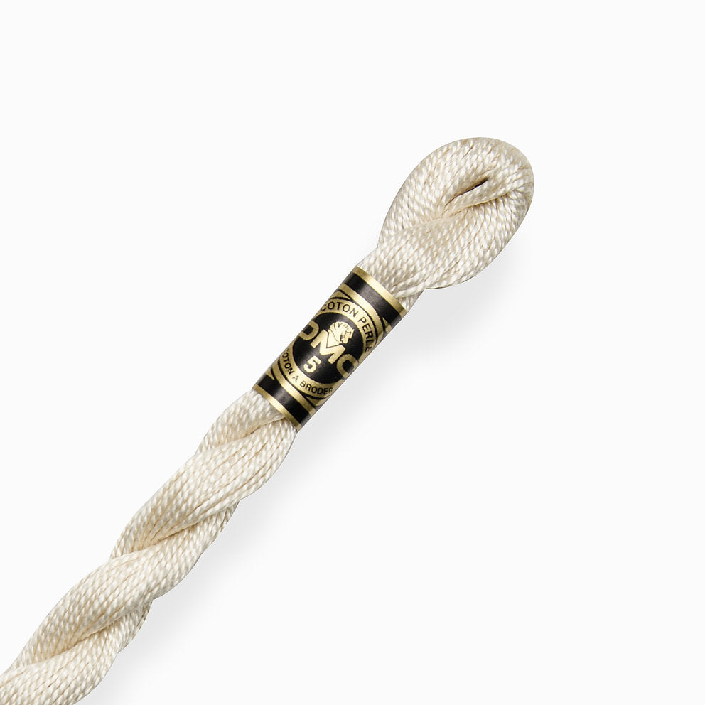 ECRU Madeja de Algodón Perlé Medium DMC Grosor 5: Volumen y relieve para bordados