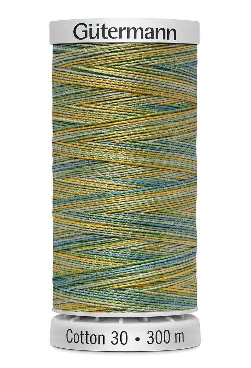 4013 Gütermann Cotton threads. Ideal for Machine Embroidery - Thickness 30 / 300 m