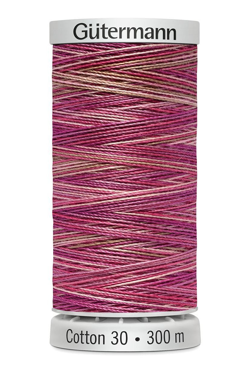 4030 Threads Gütermann Cotton. Ideal for Machine Embroidery - Thickness 30 / 300 m