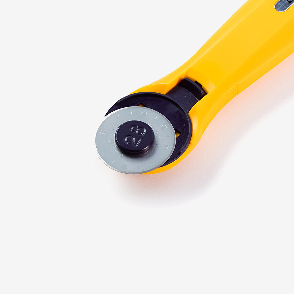 Prym 611371 28 mm mini rotary cutter - Ideal for curves and precise cuts / OLFA
