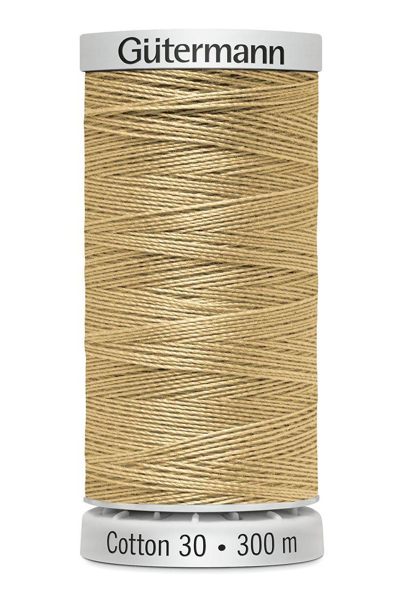 1070 Threads Gütermann Cotton. Ideal for Machine Embroidery - Thickness 30 / 300 m