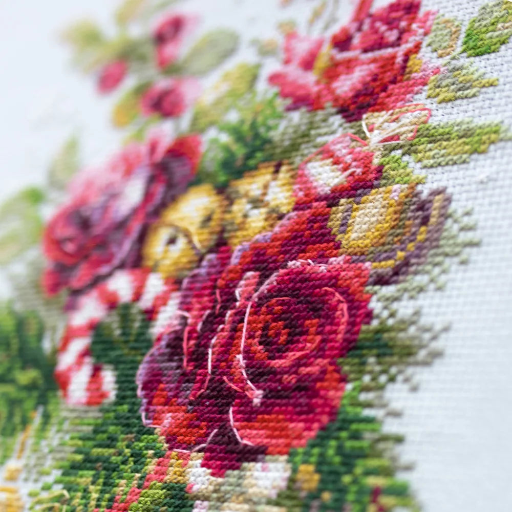Magic Needle Christmas Surprise Cross Stitch Kit