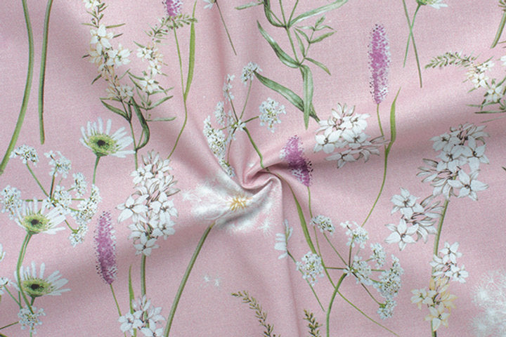 Gütermann Most Beautiful Cotton Fabric with Elegant Floral Motifs 647010/372