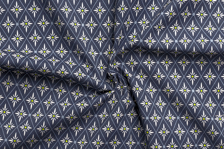 Gütermann Most Beautiful Cotton Fabric with Elegant Floral Motifs 647014/537