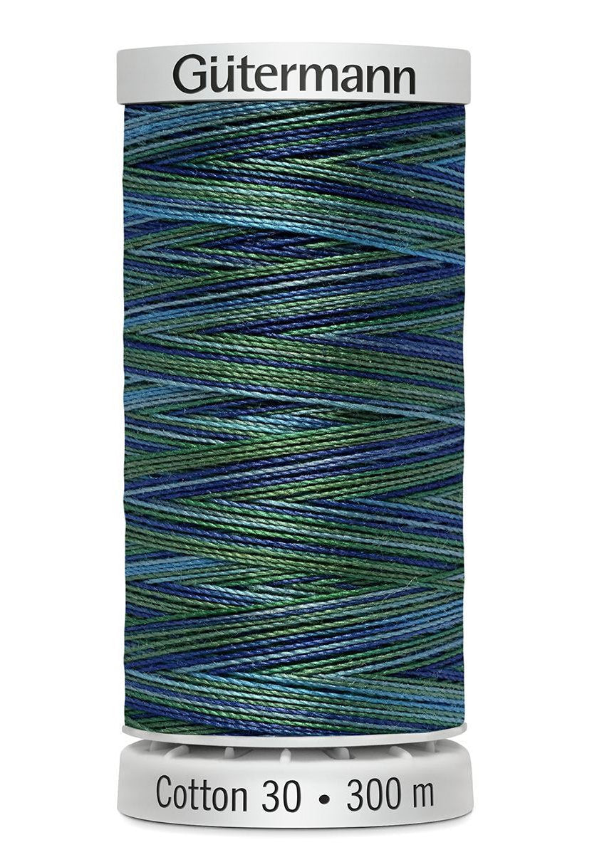 4016 Gütermann Cotton threads. Ideal for Machine Embroidery - Thickness 30 / 300 m