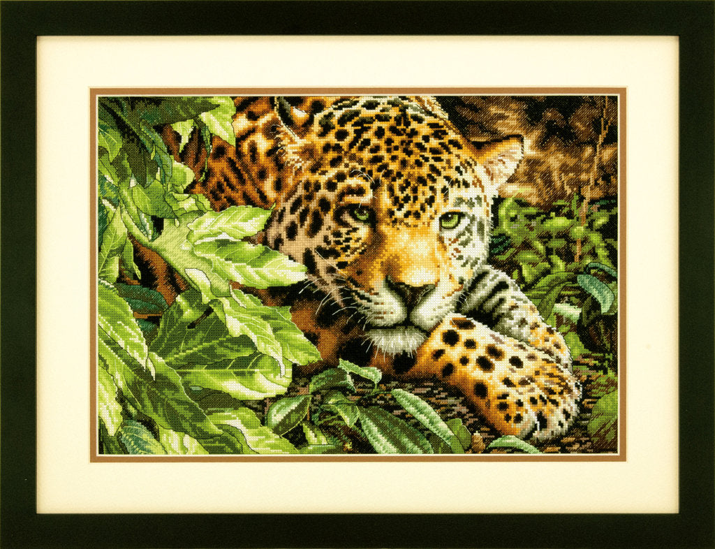 Ruhender Leopard – Maße 70–35300 – Kreuzstichset