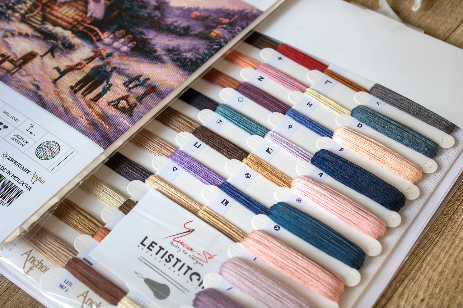 Kreuzstich-Kit. SKATEN IN DIE NACHT - LETISTITCH LETI 967