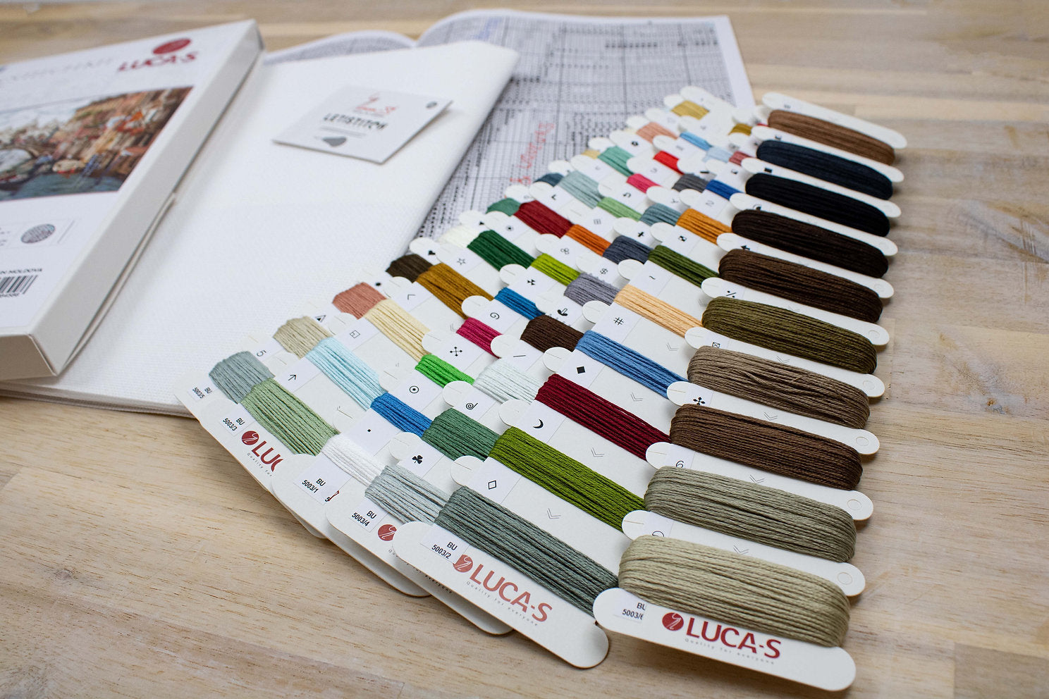 Kit de Punto de Cruz. BU5003 Venecia - Luca-S Gold