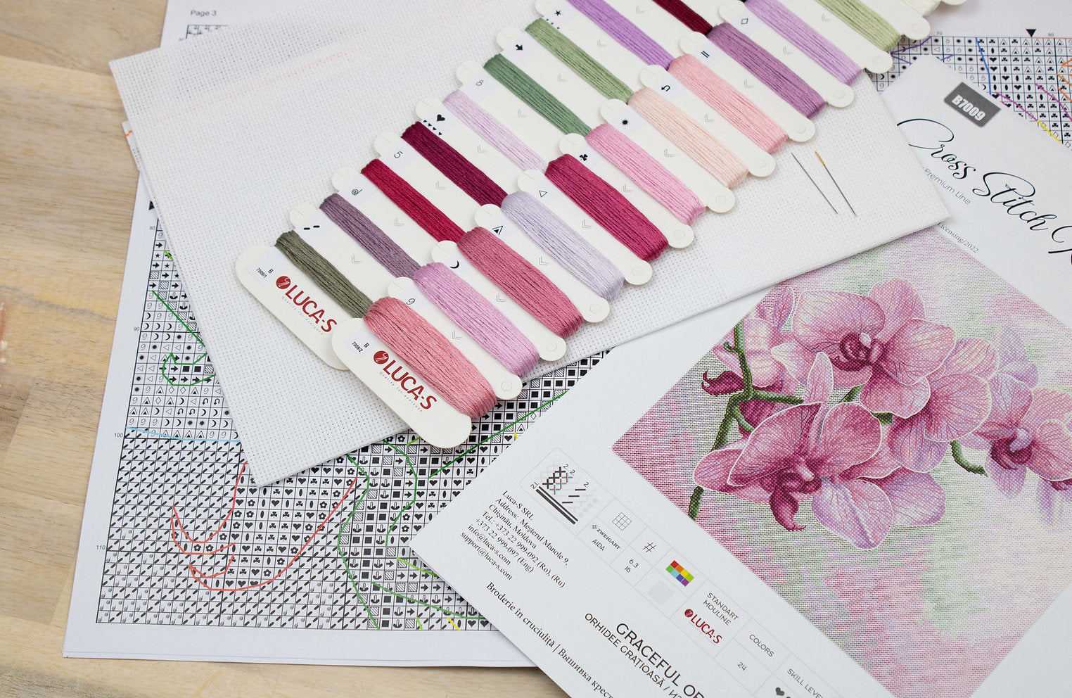Kit de Punto de Cruz. Orquídeas Elegantes - B7009 Luca-S