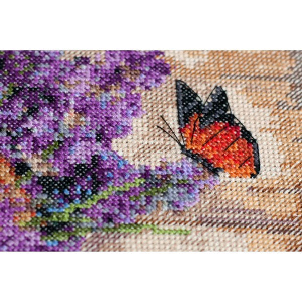 AH-081 Melodie der Provence – Kreuzstichset – Abris Art