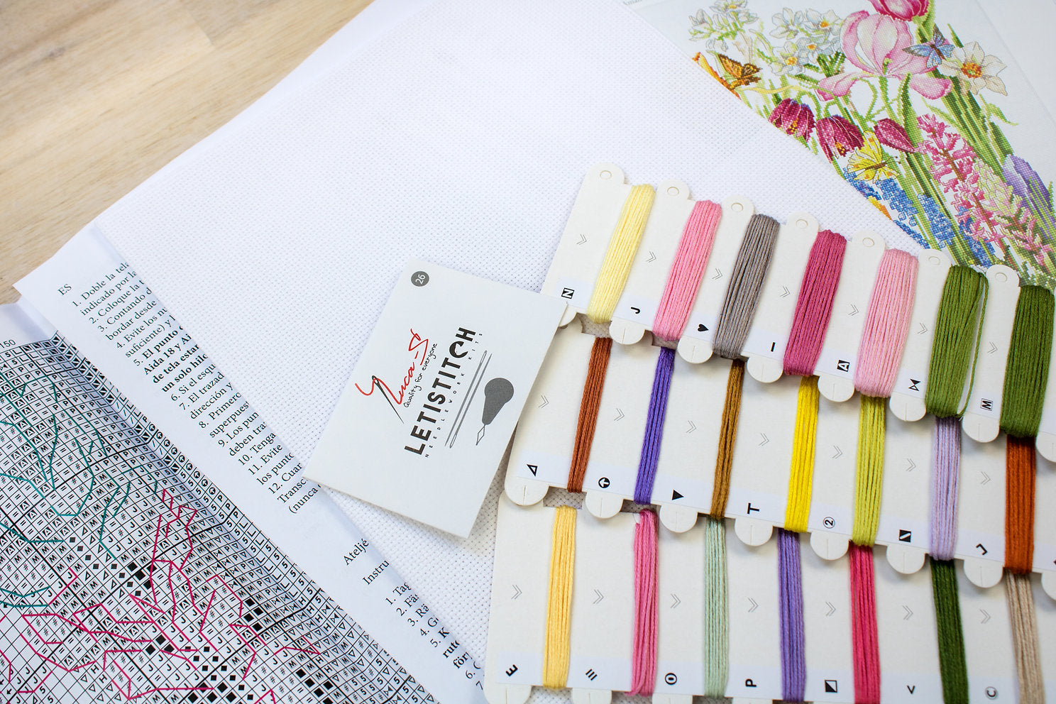 Kit de Punto de Cruz. Ramo de Marzo - B2388 Luca-S