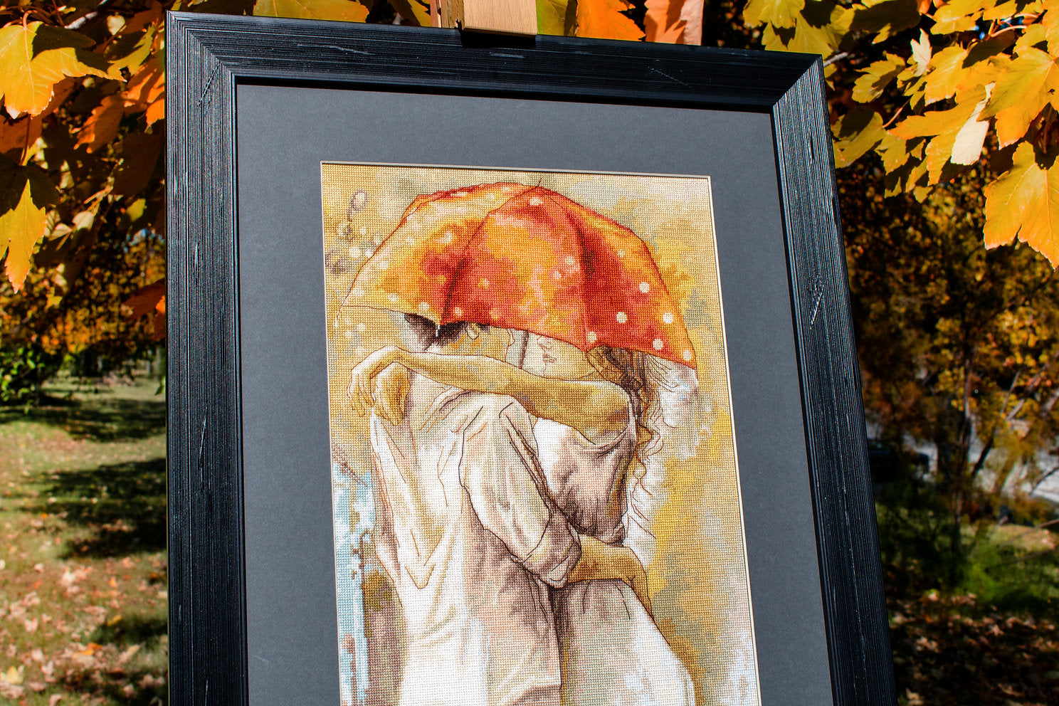 Kit de Punto de Cruz. Bajo el Paraguas - B552 Luca-S