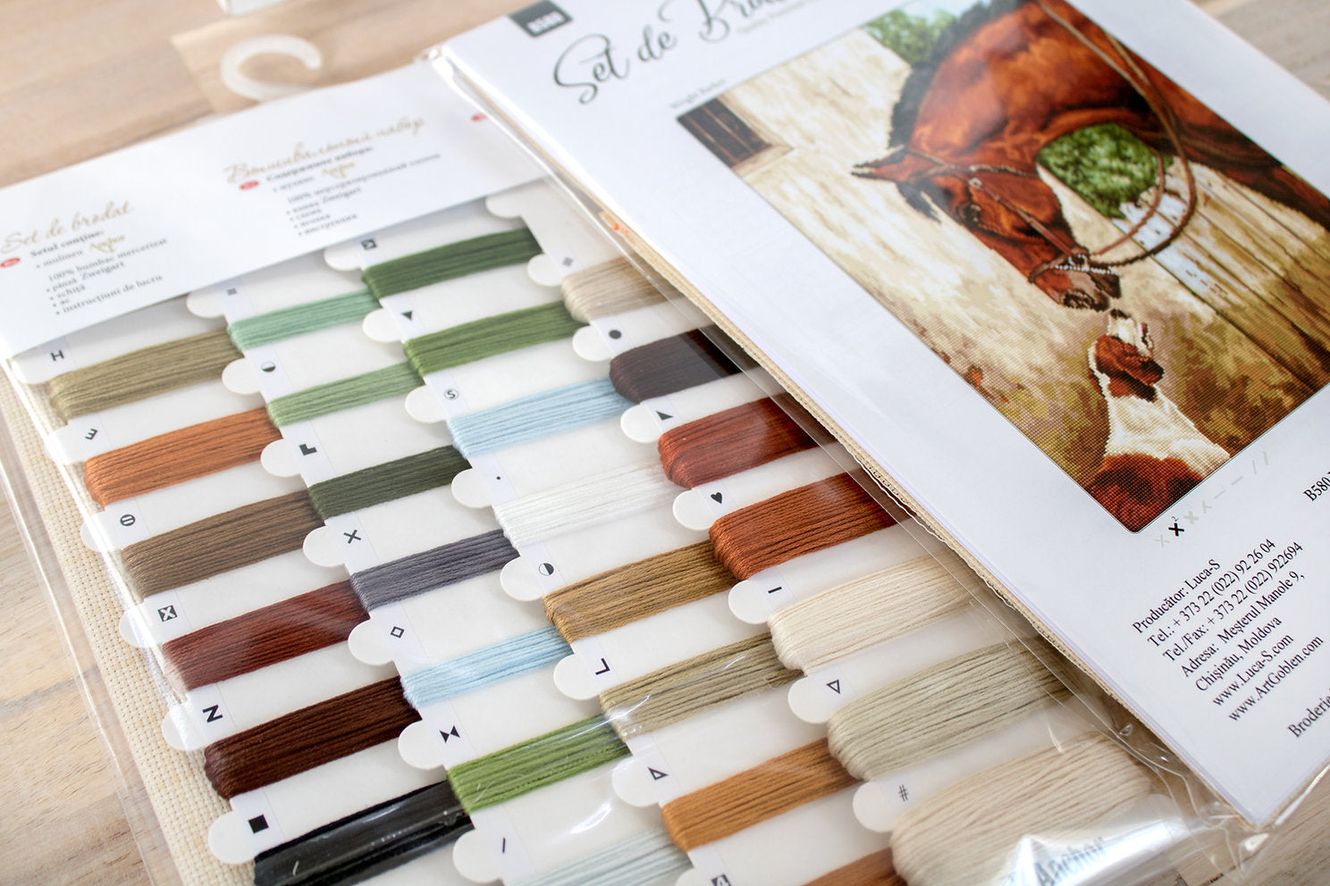 Kit de Punto de Cruz. Hunter and Foxhound - B580 Luca-S