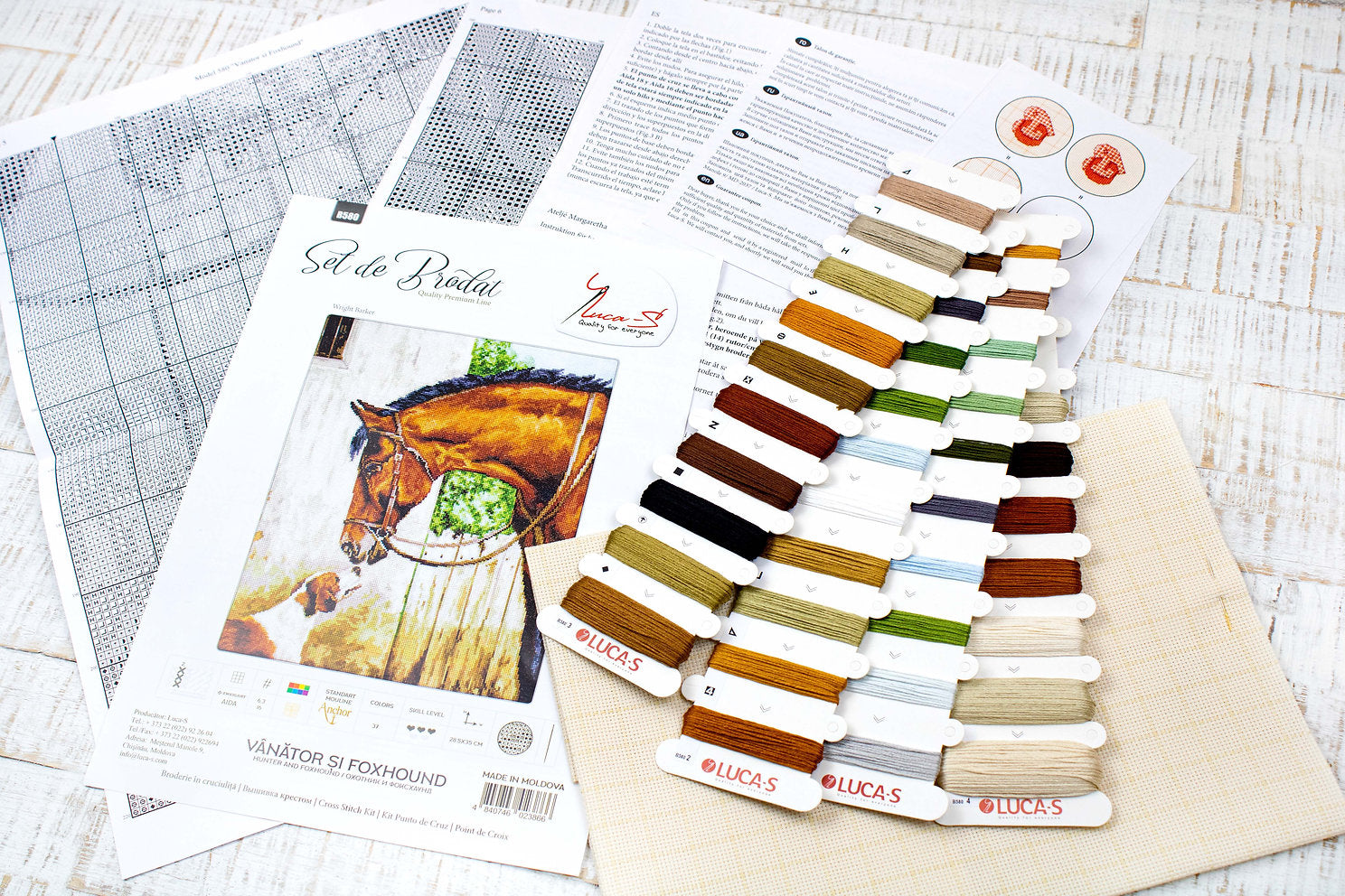 Kit de Punto de Cruz. Hunter and Foxhound - B580 Luca-S