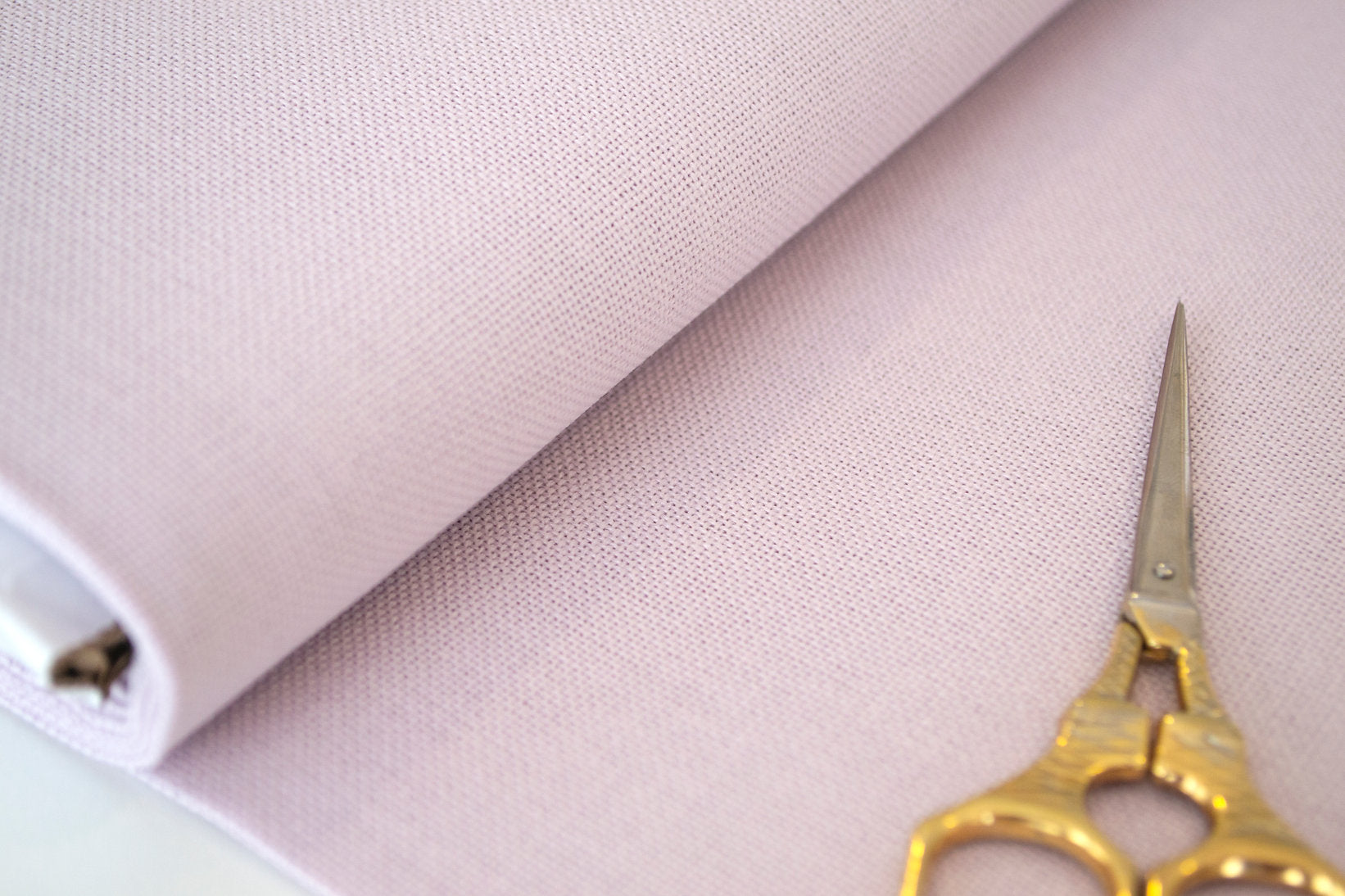 Murano Lugana fabric 32 ct. Lilac by ZWEIGART - Elegant and Regular Weft for Counted Thread Embroidery 3984/558