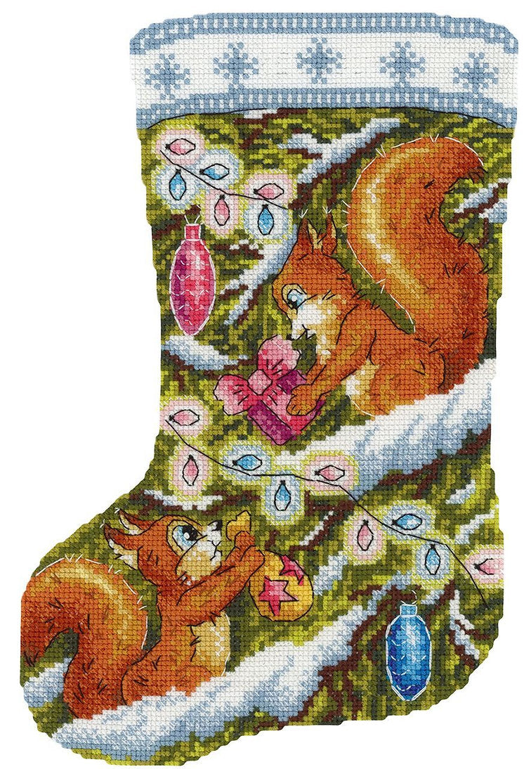 Surprise for the squirrel - SNV-806 MP Studia - Cross stitch kit