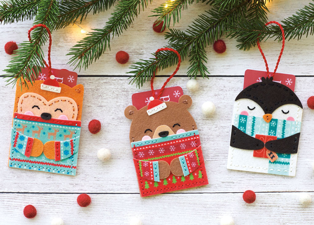 Felt Ornament Kit 'Christmas Hugs' - Dimensions | Create Unique Traditions