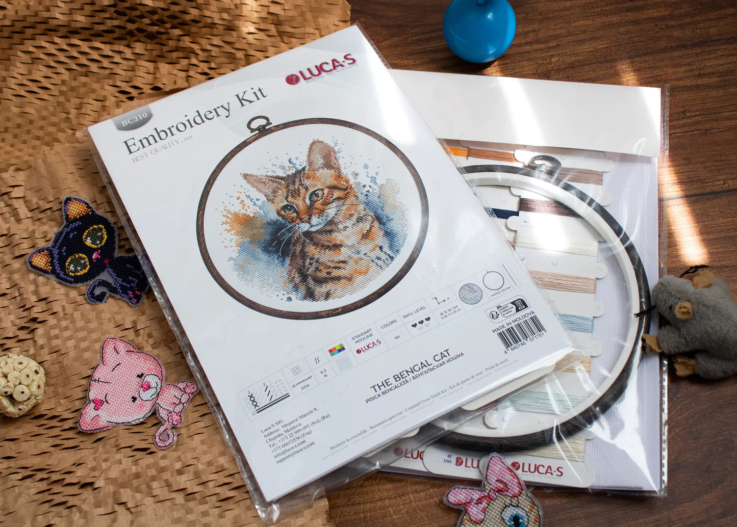 Cross Stitch Kit - The Bengal Cat - BC210 Luca-S