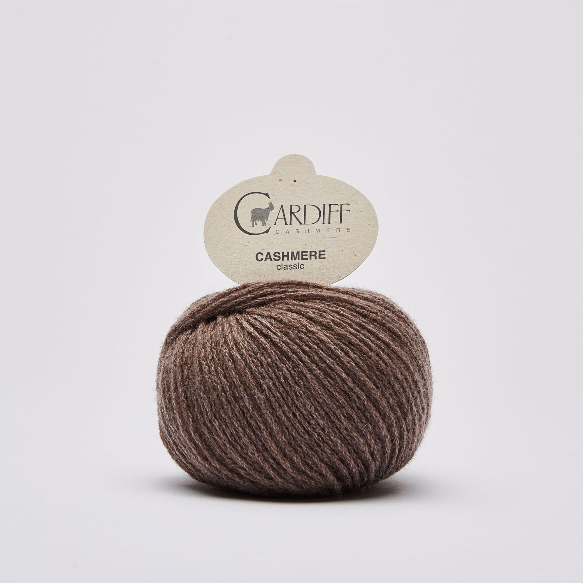 Cardiff Classic Cashmere - Pura Elegancia en Cada Punto