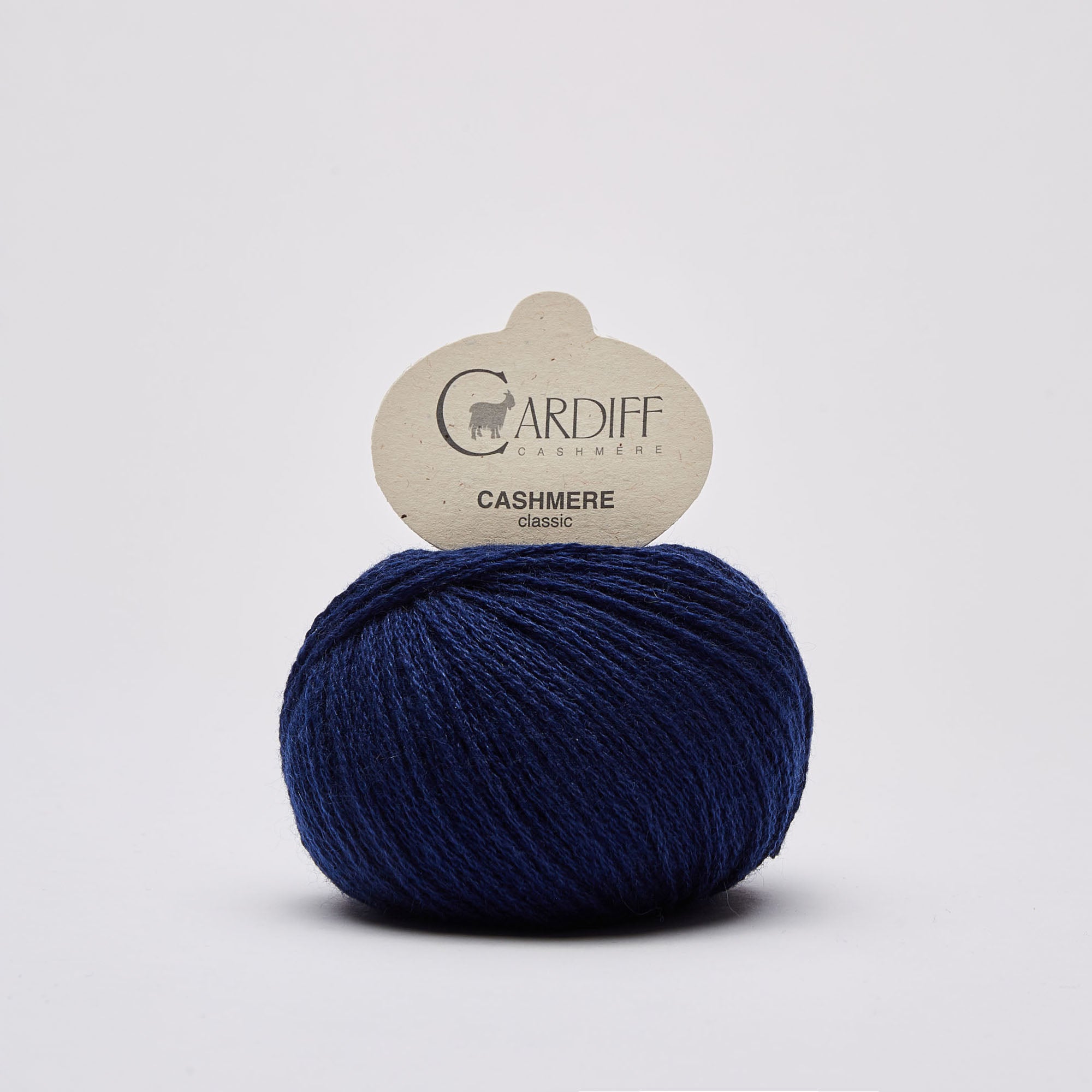 Cardiff Classic Cashmere - Pura Elegancia en Cada Punto