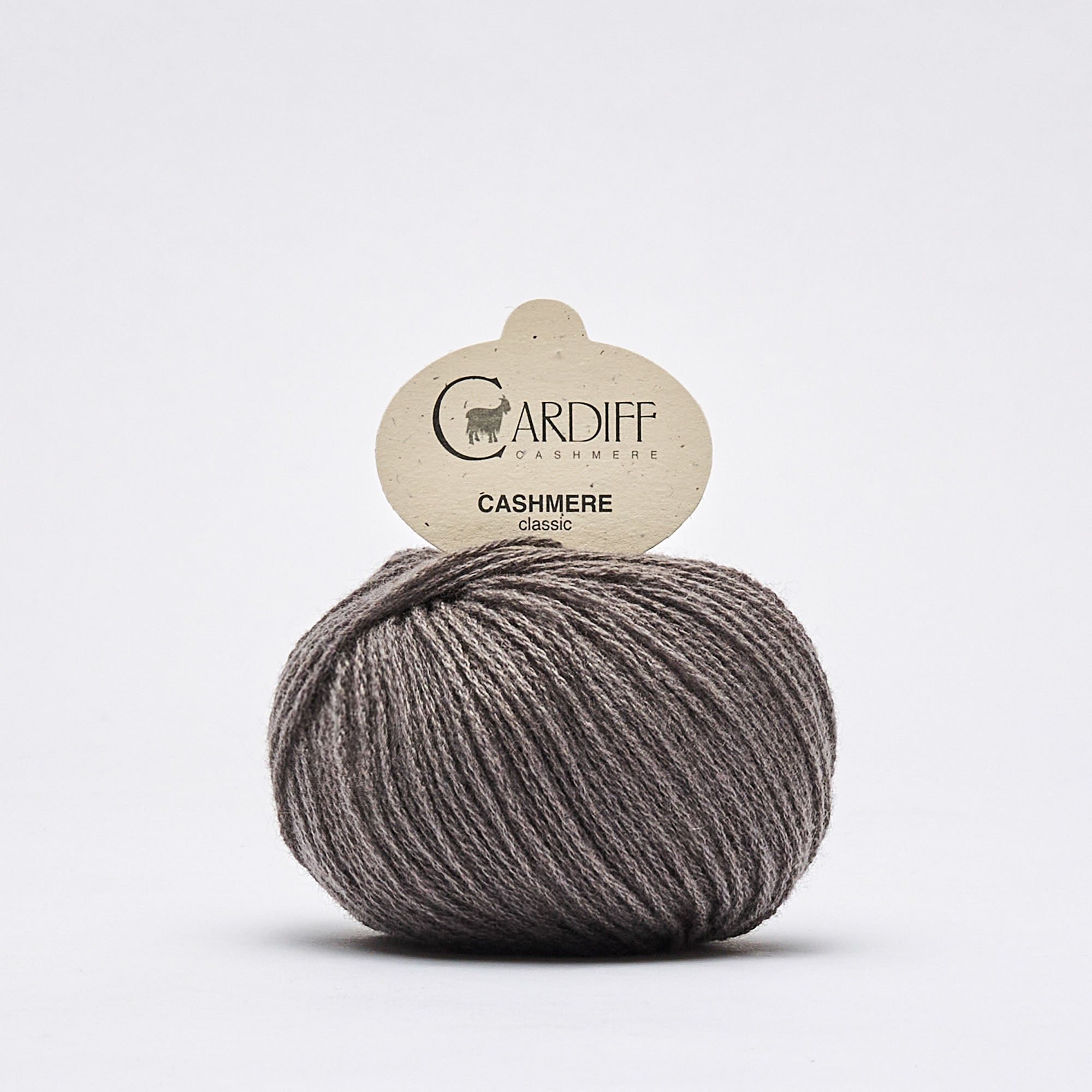 Cardiff Classic Cashmere - Pura Elegancia en Cada Punto