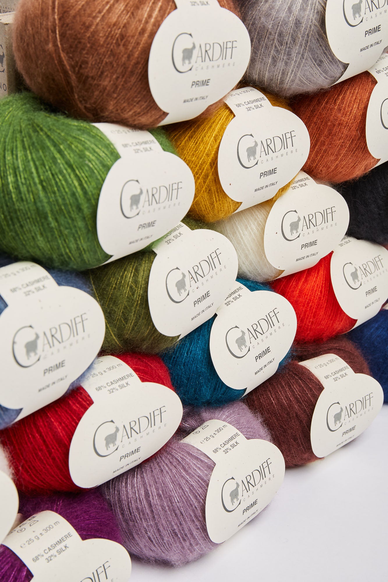 Cardiff Prime - Lana Cepillada de Cachemira y Seda Fina (25 g / 300 m)