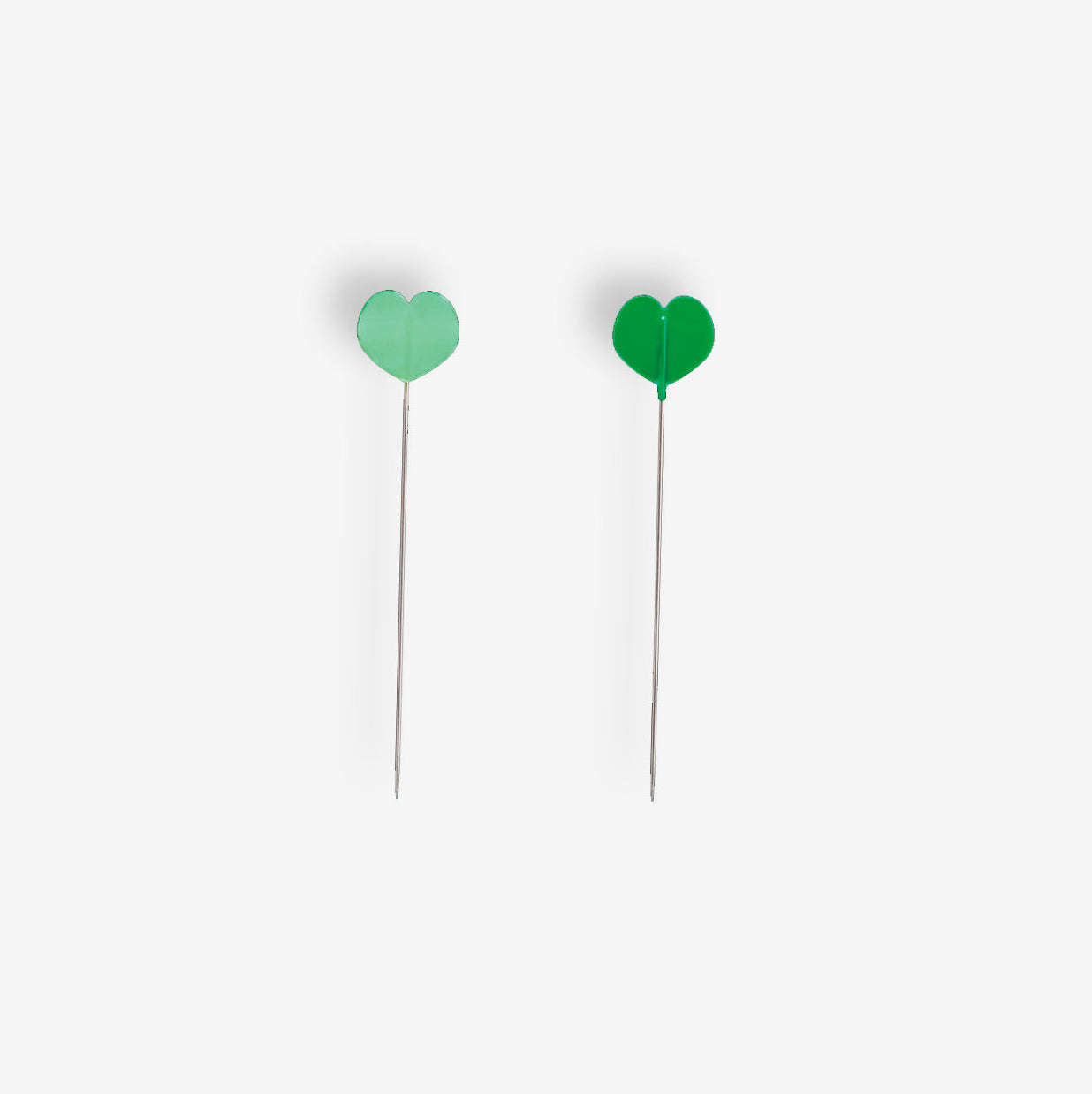Clover 9604. Heart-shaped head pins