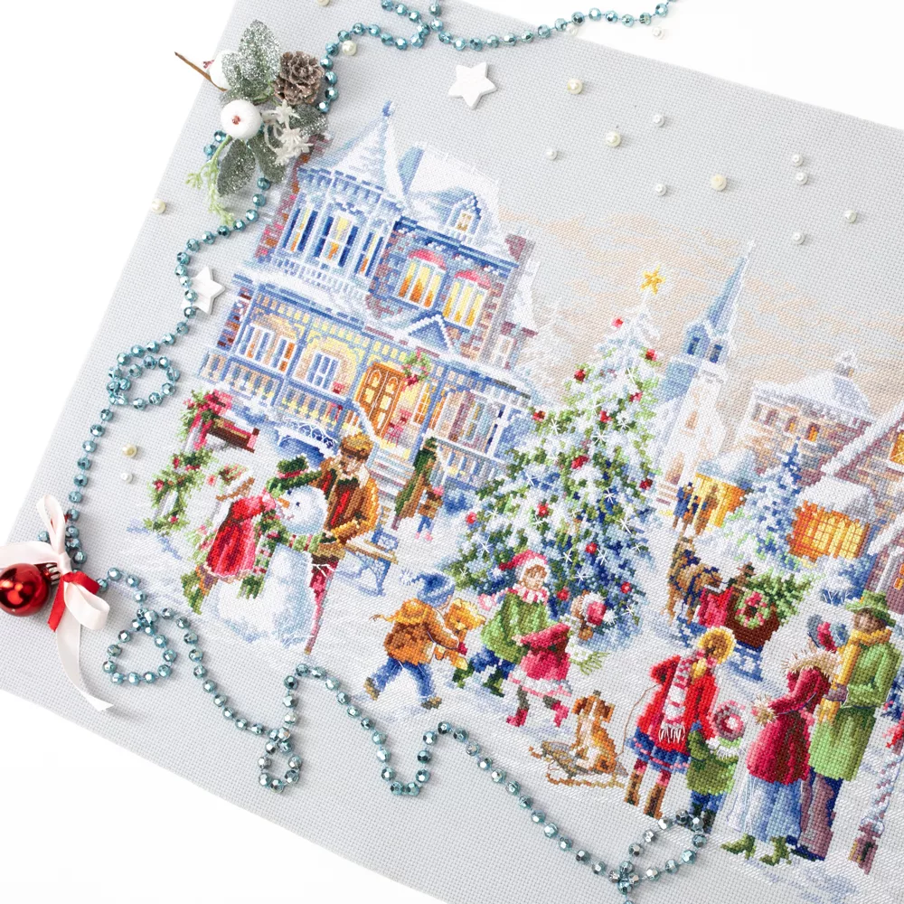 Christmas Eve in Town - Magic Needle Christmas Cross Stitch Kit 100-250