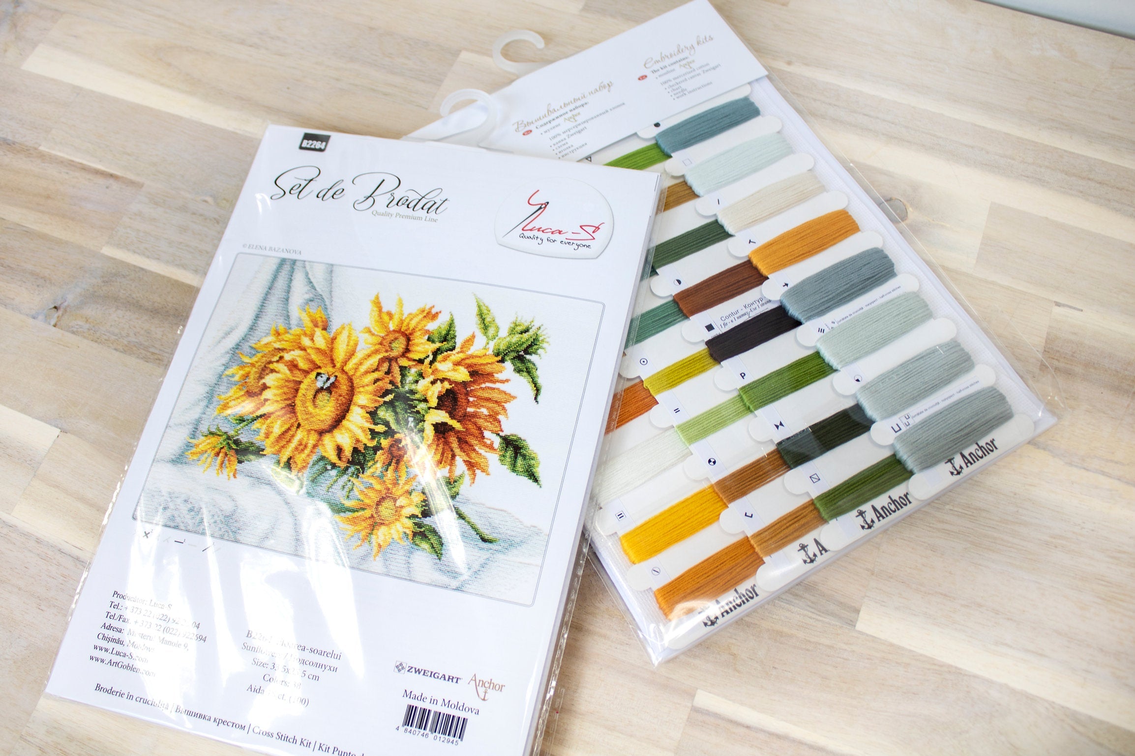 Cross Stitch Kit. Sunflowers - Luca-S B2264