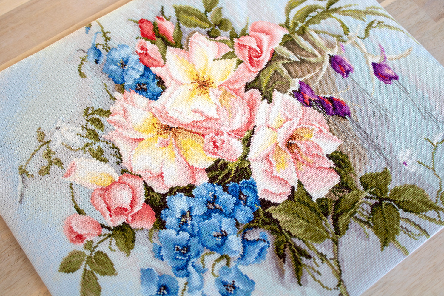 BA2362 Bouquet of flowers with bells - Luca-S - Cross Stitch Kit