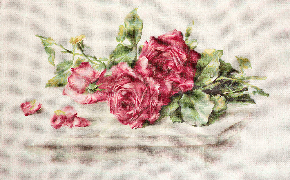 Cross Stitch Kit. Red Roses - Luca-S BL22411