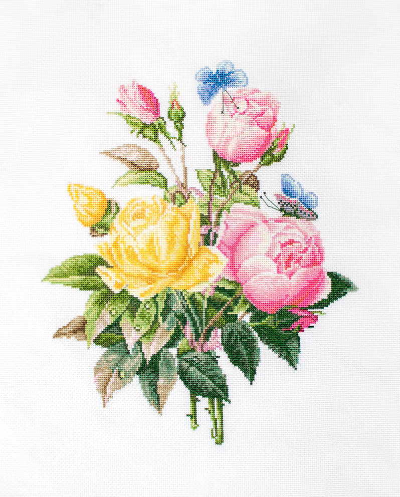 BU4003 Yellow and Pink Bengal Roses - Cross Stitch Kit Luca-S