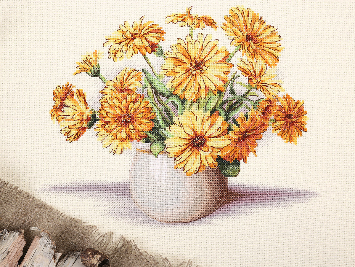 Cross Stitch Kit - Sunny Marigold Bouquet - C-7248 Panna