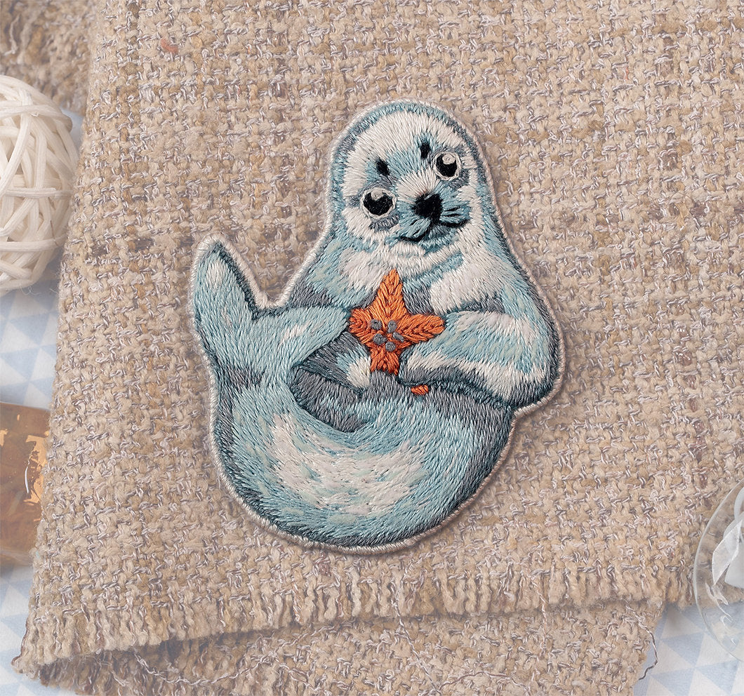 Brooch. Baby Seal - JK-2213 Panna - Traditional Embroidery Kit