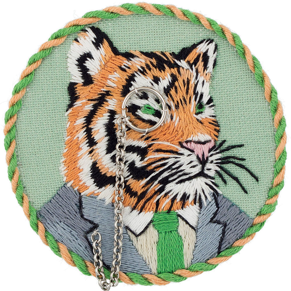 Brosche. Edmund der Tiger – JK-2253 Panna – Traditionelles Stickset